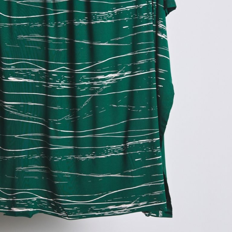 Jersey de viscosa Ecovero™ Stray lines bottle green - mind the MAKER®